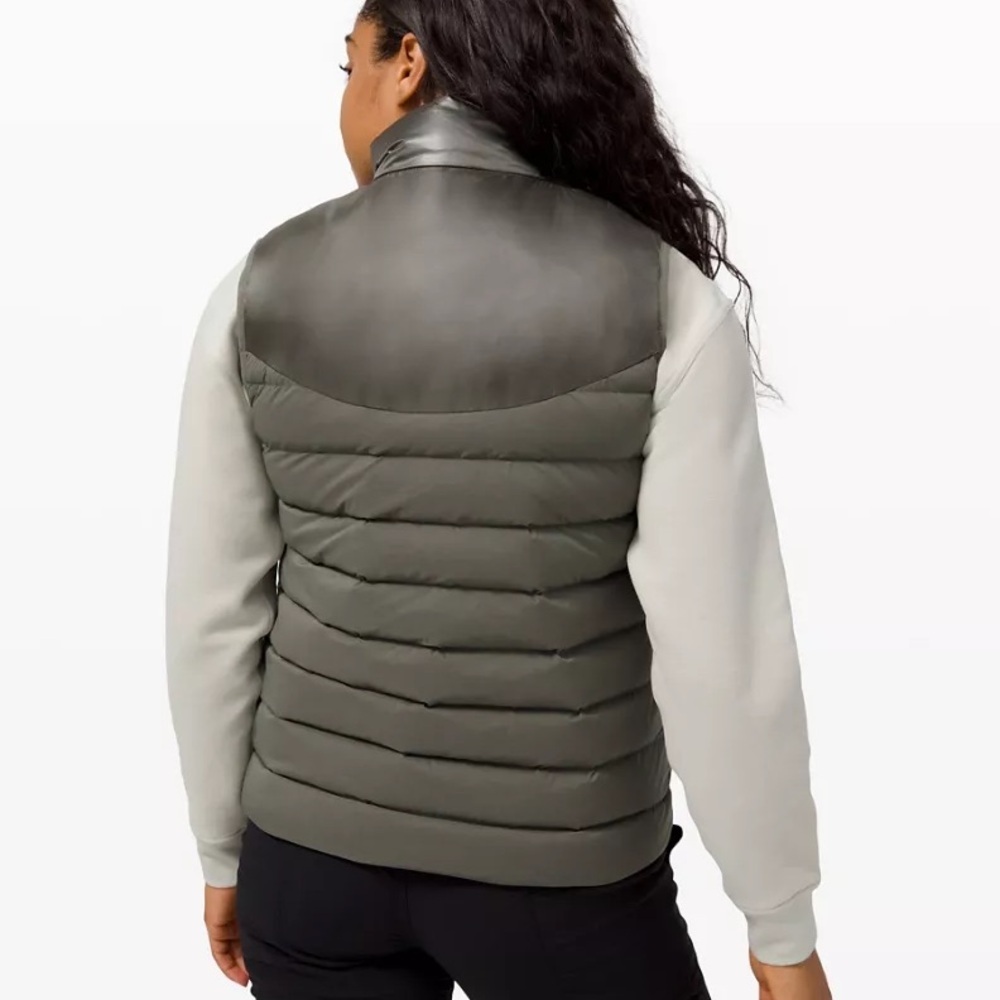 Lululemon Navigation Stretch Down Puffer Vest Sleek Olive Green Women’s Size 6 - Picture 3 of 5